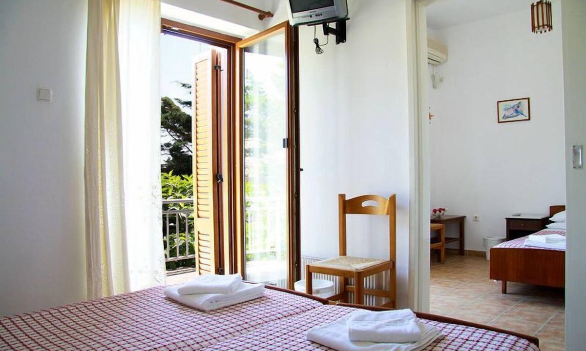 Artemonas Hotel | Hotel Artemon