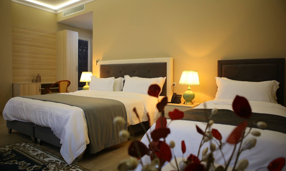 Berat Hotel | Hotel Colombo