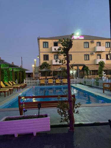Velipoje Hotel | Hotel De Liege