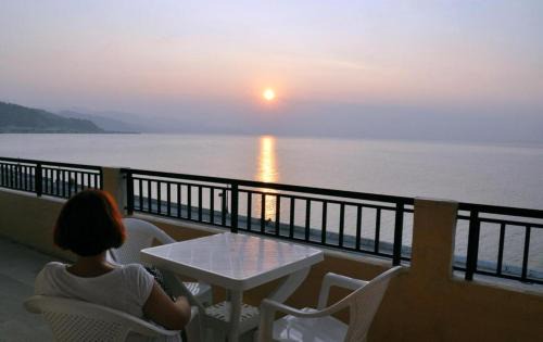 Evrostina Hotel | Hotel Derveni Georgiadis