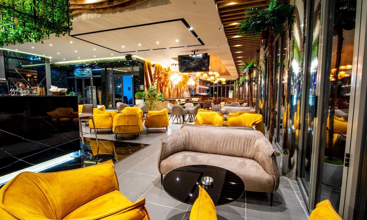 Mbrostar-Urë Hotel | Hotel Fieri