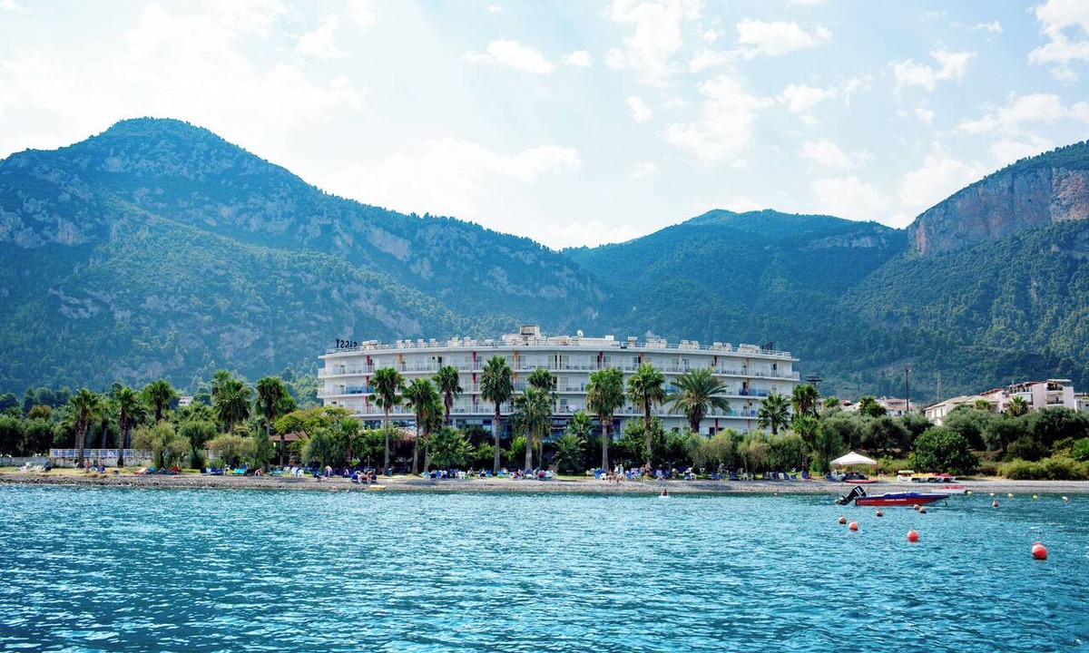 Kamena Vourla Hotel | Hotel Sissy