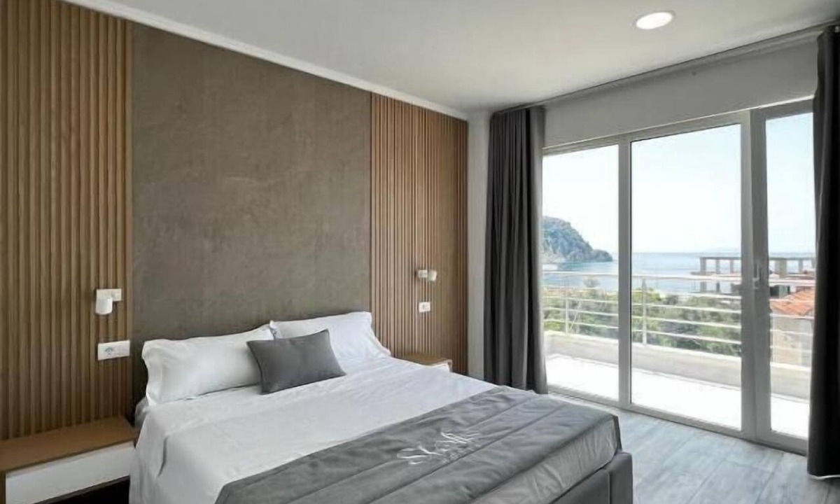 Himare Hotel | Hotel Stolis