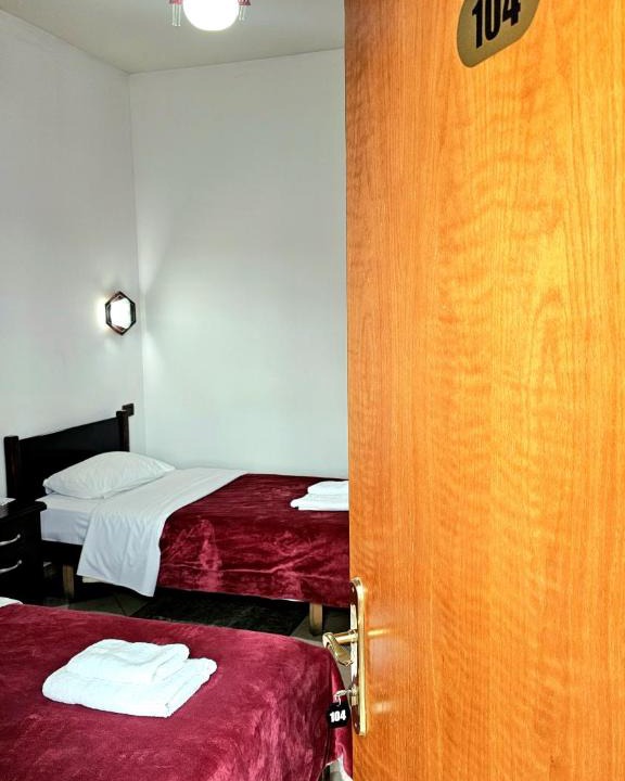 Fushe-Kruje Hotel | Hotel W Bush Square