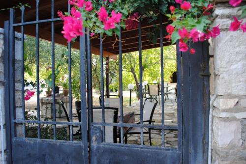 Sivota Apartment | Hotel Zefi