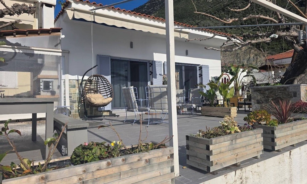 Xirolivado Apartment | ILIA SUITE EVIA GREECE "PARALIA"