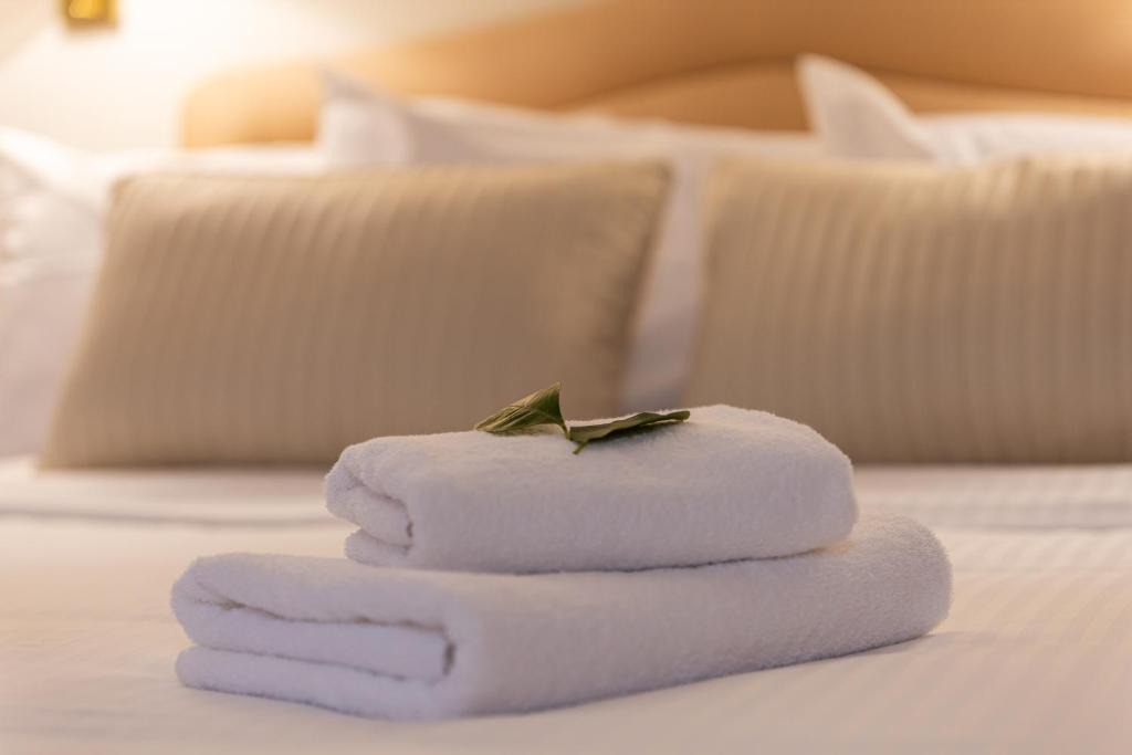 Volos City Centre Hotel | In Marble - Deluxe Living