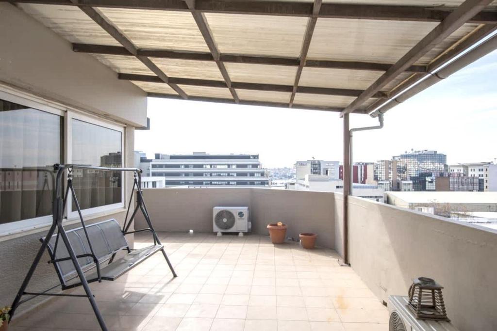 Piraeus Apartment | In the Heart of the Port Area
