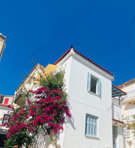 Poros House | Island Traditional House