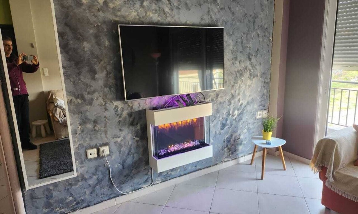 Andravida Apartment | Jim Villa 2/Family Apartment/Pet Friendly Wifi StarLink 500 mbs