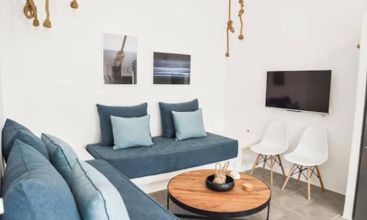Adamas Apartment | Joy’s Apartment