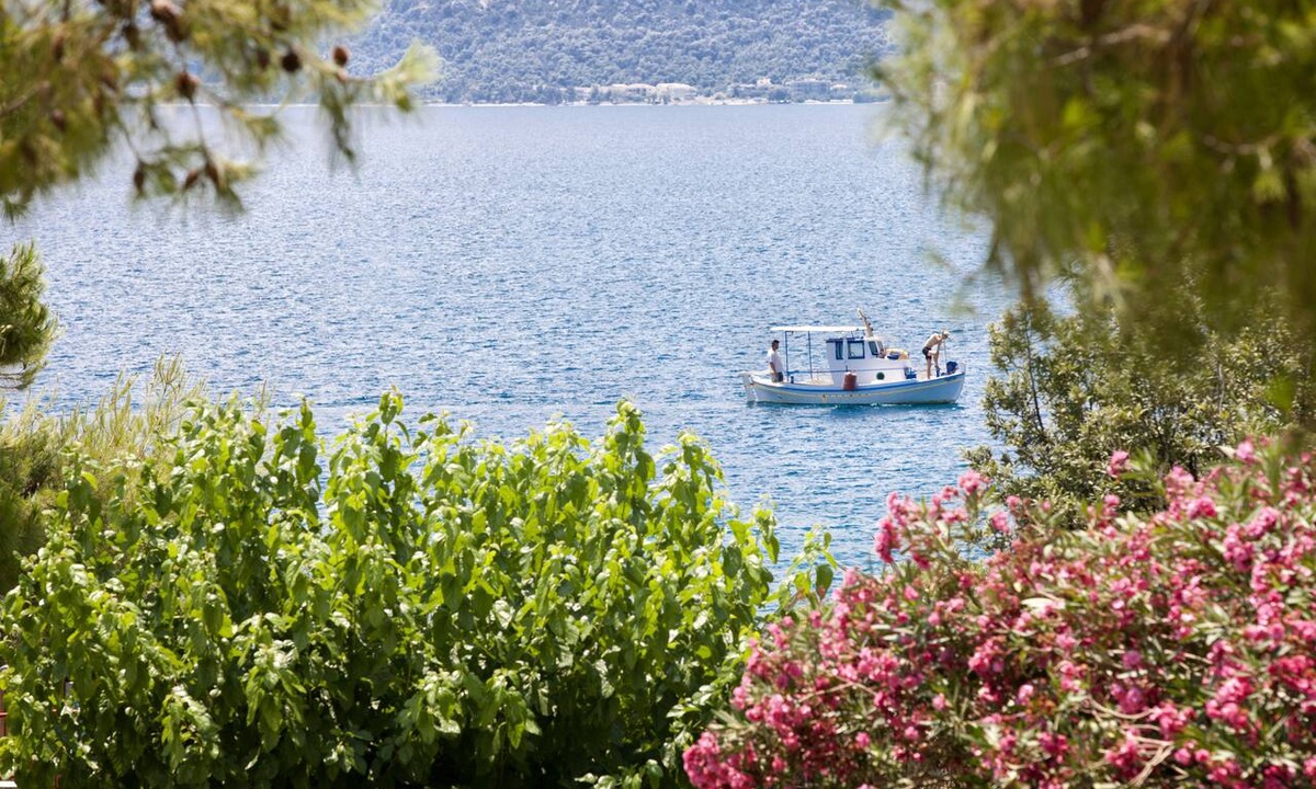 Isthmia Hotel | Kalamaki Beach Resort