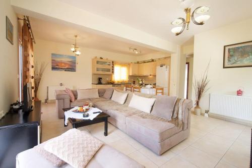 Karavomylos House | Kalliopi's Home