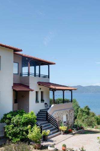 Aristotelis House | Klisouri Beach Villa