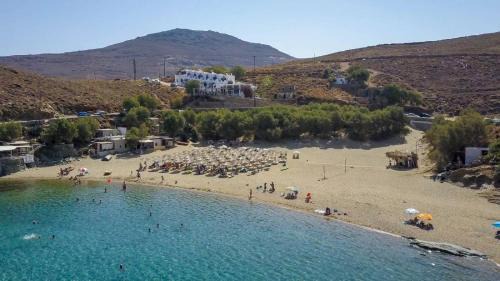 Tinos Hotel | Kohili Kolibithra in Tinos