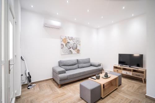 Chios Town Apartment | Kyra's Luxury Suites 4