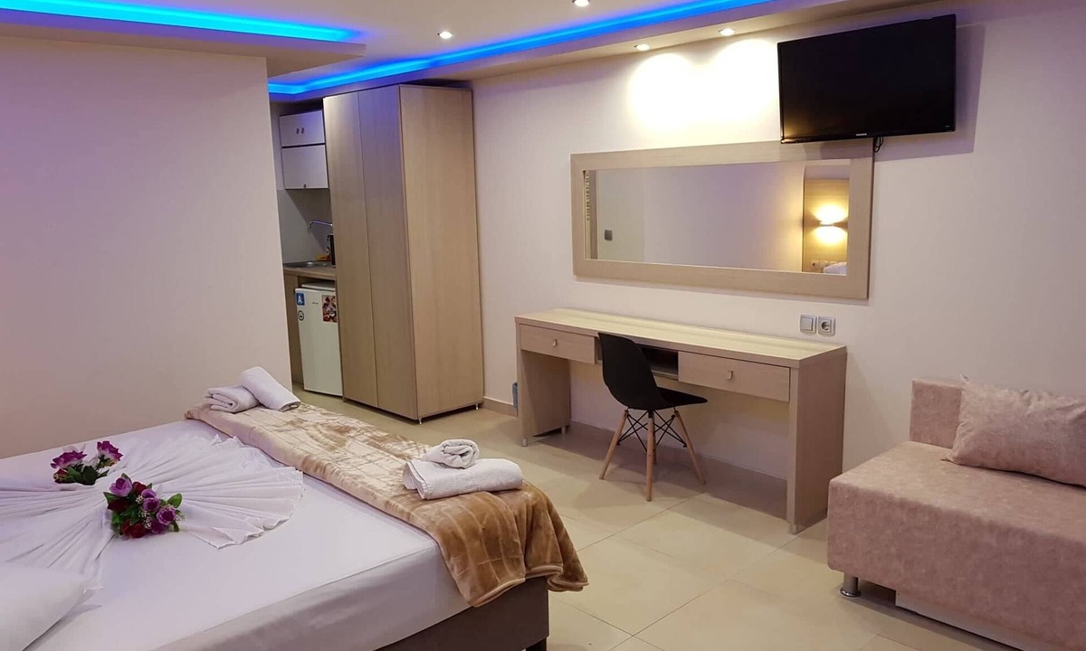 Alikanas Hotel | La Caretta