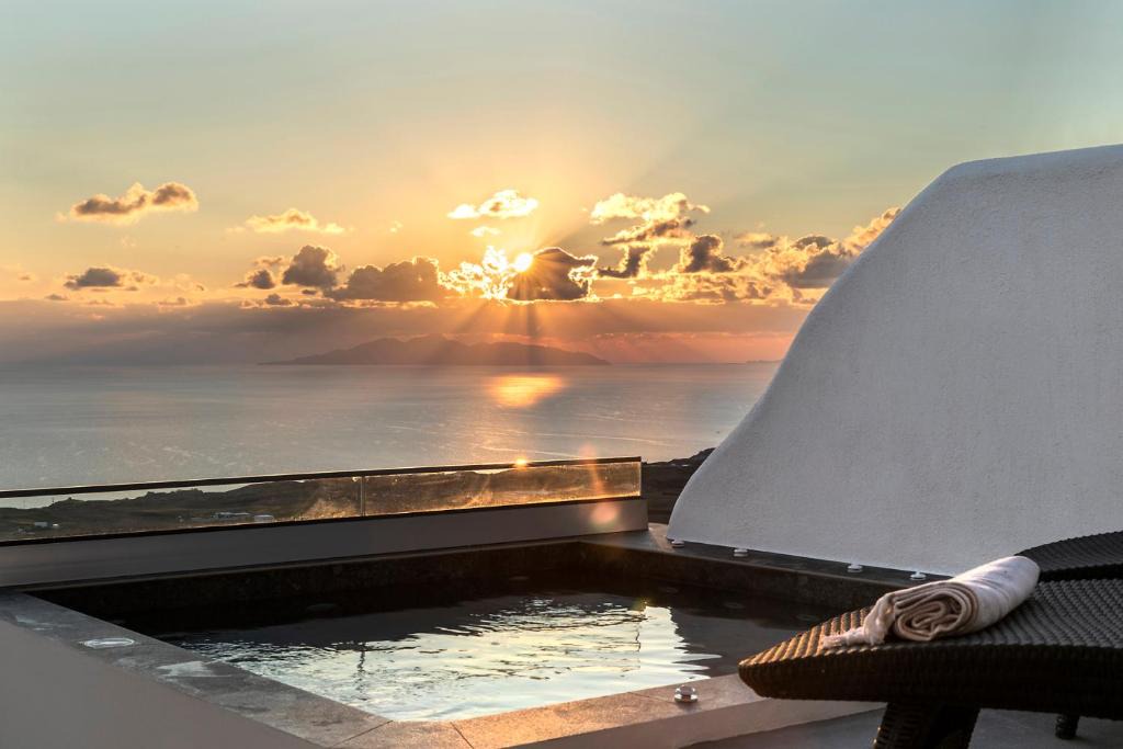 Vourvoulos Villa | La Estrella Luxury Suites