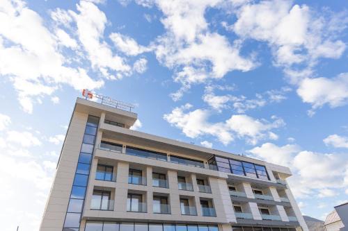 Smirë Hotel | La Terrazza Hotel & Restaurant