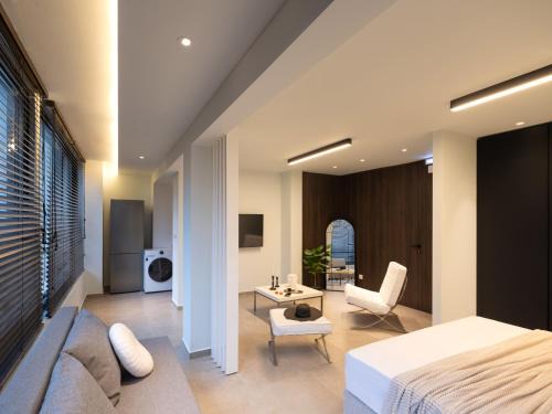 Rhodes Apartment | Lady Sou Suite - heart of Rhodes, modern comfort