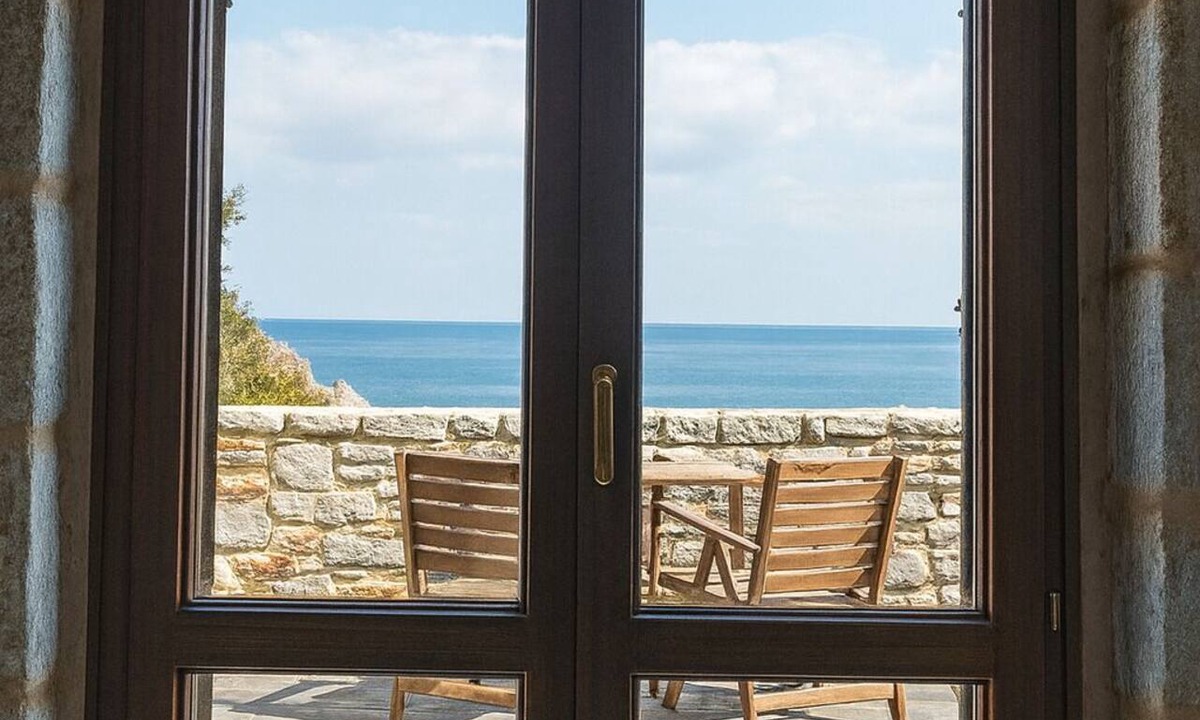 East Mani Hotel | Lalloudes Mani Hotel