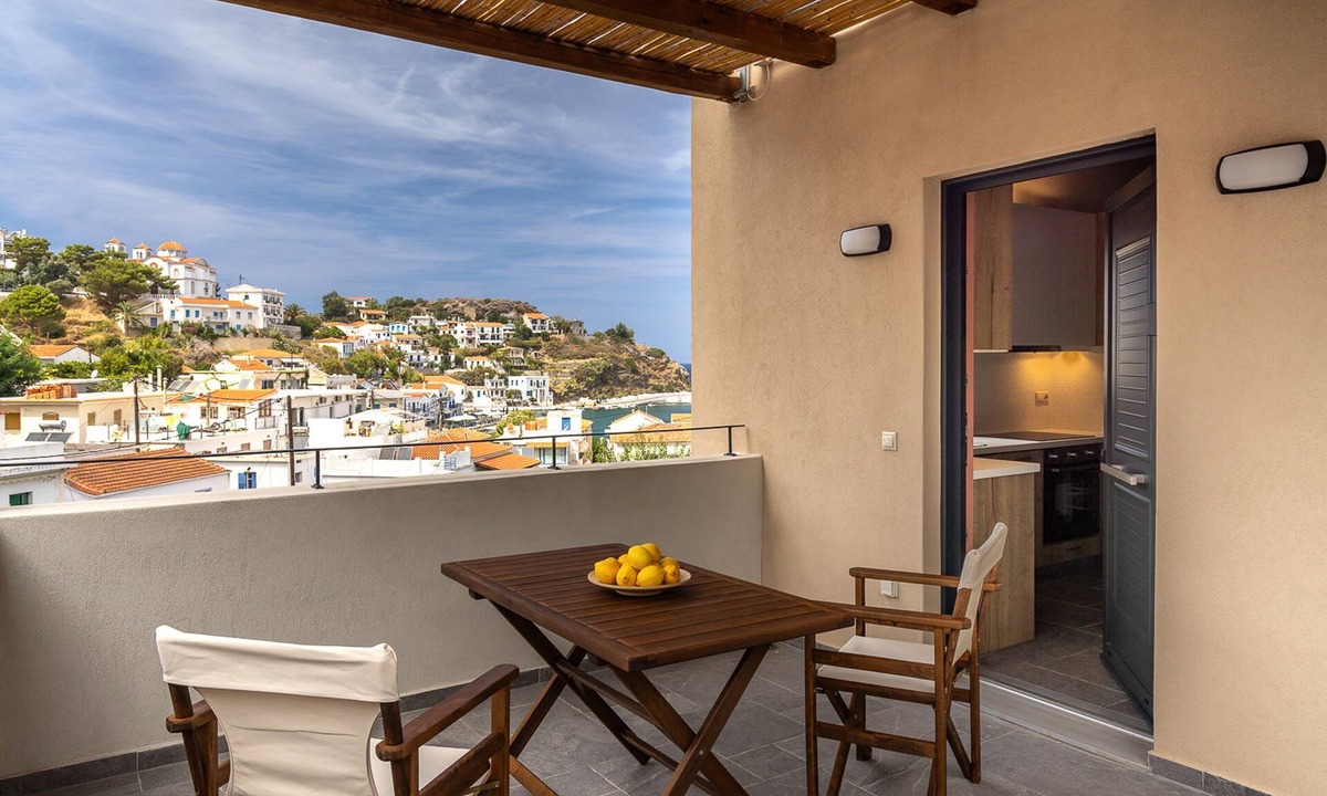 Evdilos Apartment | Lemonia Suites in Ikaria 1