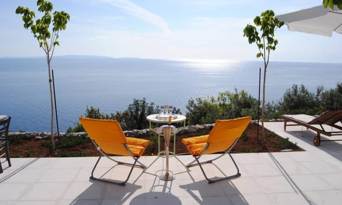 Livadi House | Leonidionhouses - The Ogra House