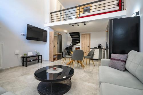 New Kypseli Apartment | LEX & LUX 3-Levels Maisonette