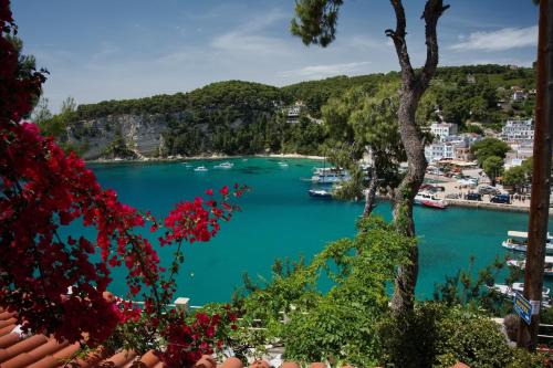 Patitiri Hotel | Liadromia Hotel