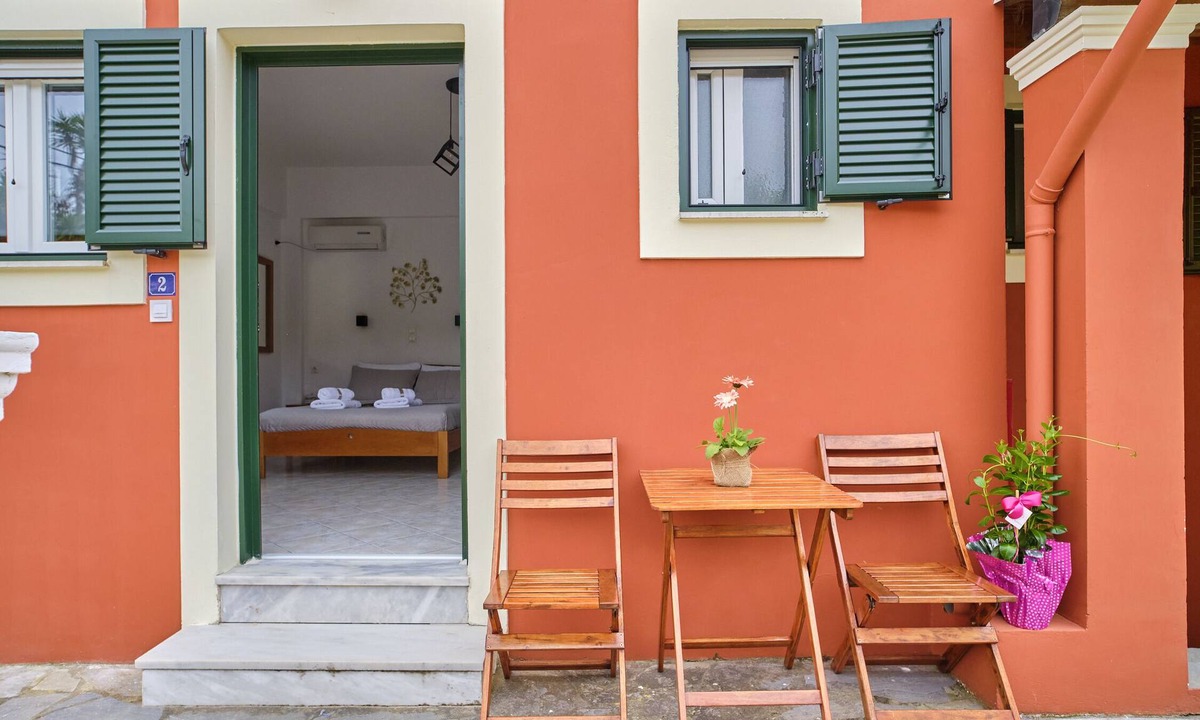 Peroulades Apartment | Logas Beach Studio 2 Corfu