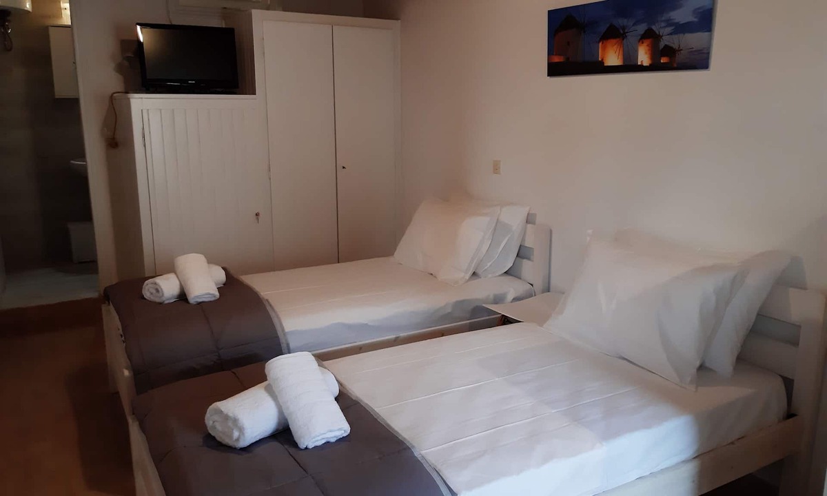 Mykonos Town Apartment | Lovely Alice's house