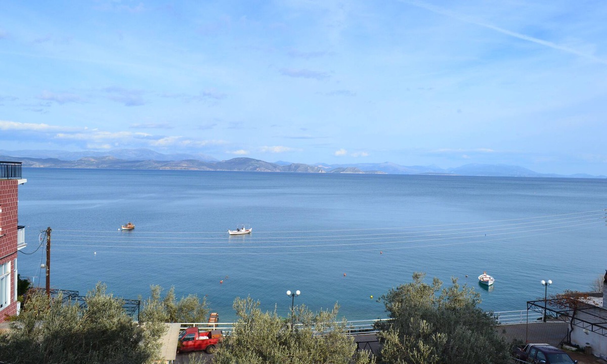Kefalari Apartment | Lovely apartment 30m away from the sea