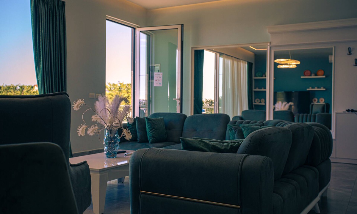 Maminas Hotel | Lumeris lakeview Suites and SPA