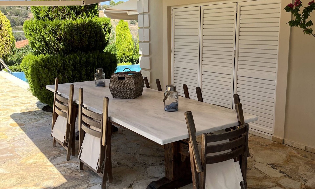 Kilada Villa | Luxurious Zen Art Villa combines holidays and calmness.