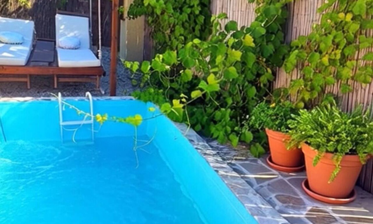 Pythagorio Villa | Luxury Garden Villa Outdoor Spa Bath Serenity Retreat