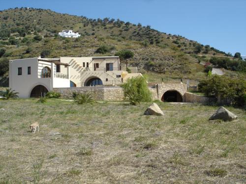 Agia Galini Villa | Luxury Sea View Island Villa with Private Pool and 5 En-Suite Bedrooms