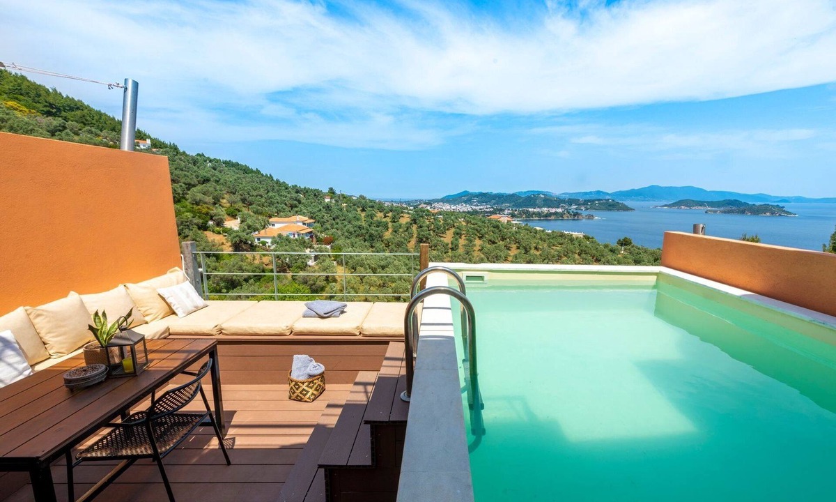Katsarou Villa | Luxury Skiathos Villa | 2 Bedrooms | Villa Kallisto | Private Pool