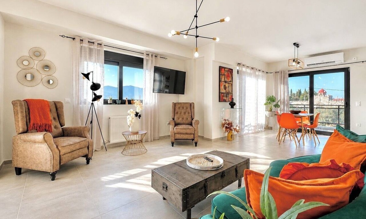 Likovrisi Apartment | Lykovrysi - Modern Apartment Near Athens by ΜΡS