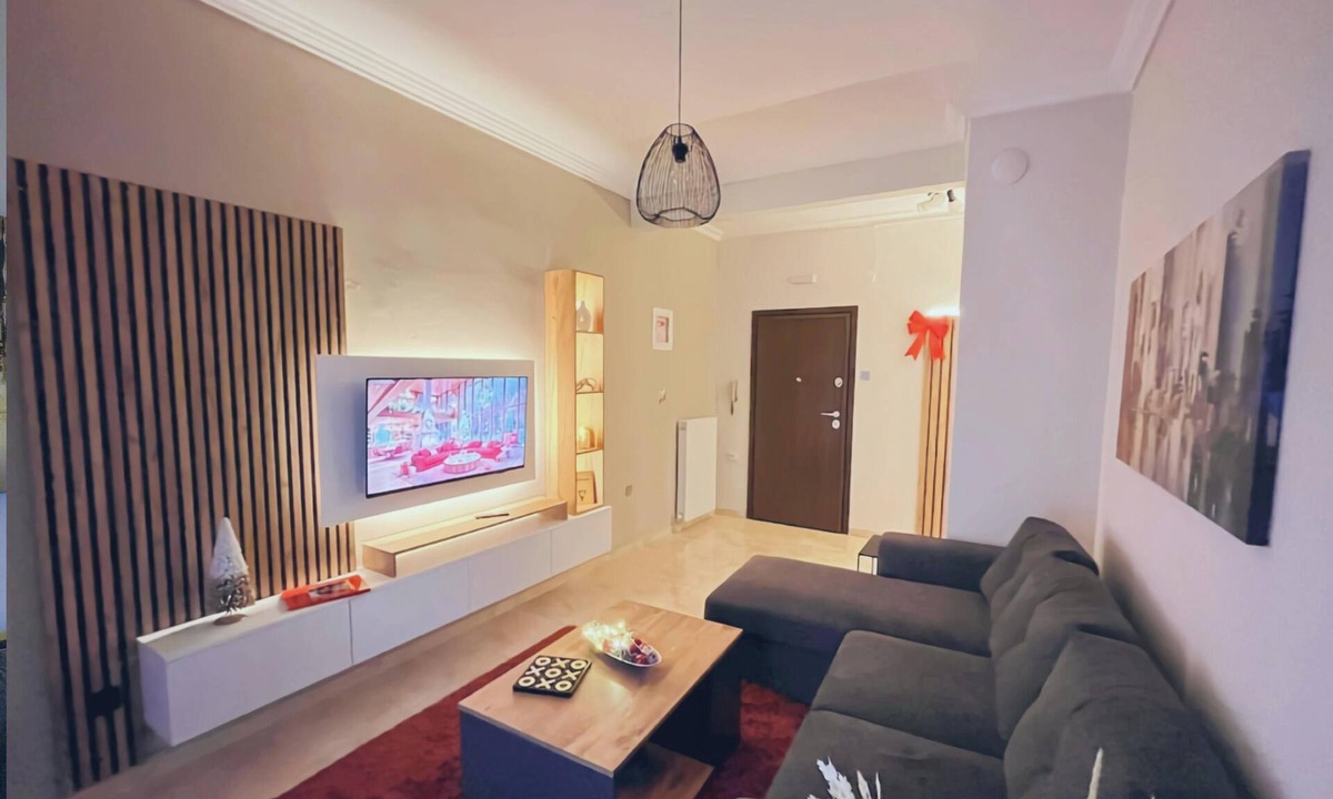 Serres Apartment | Maison Centrale Apartment in the Heart of Serres