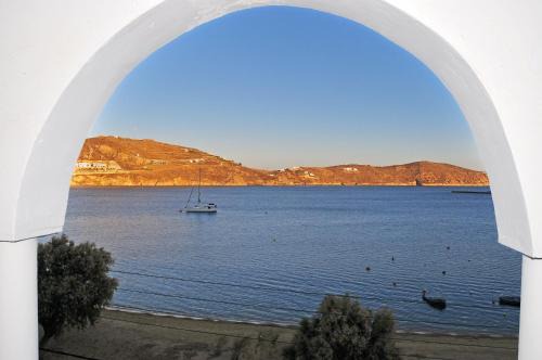 Livadi Hotel | Maistrali