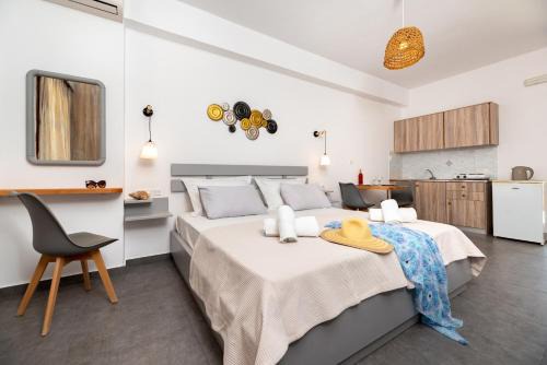 Perivolos Apartment | Marina's Studios