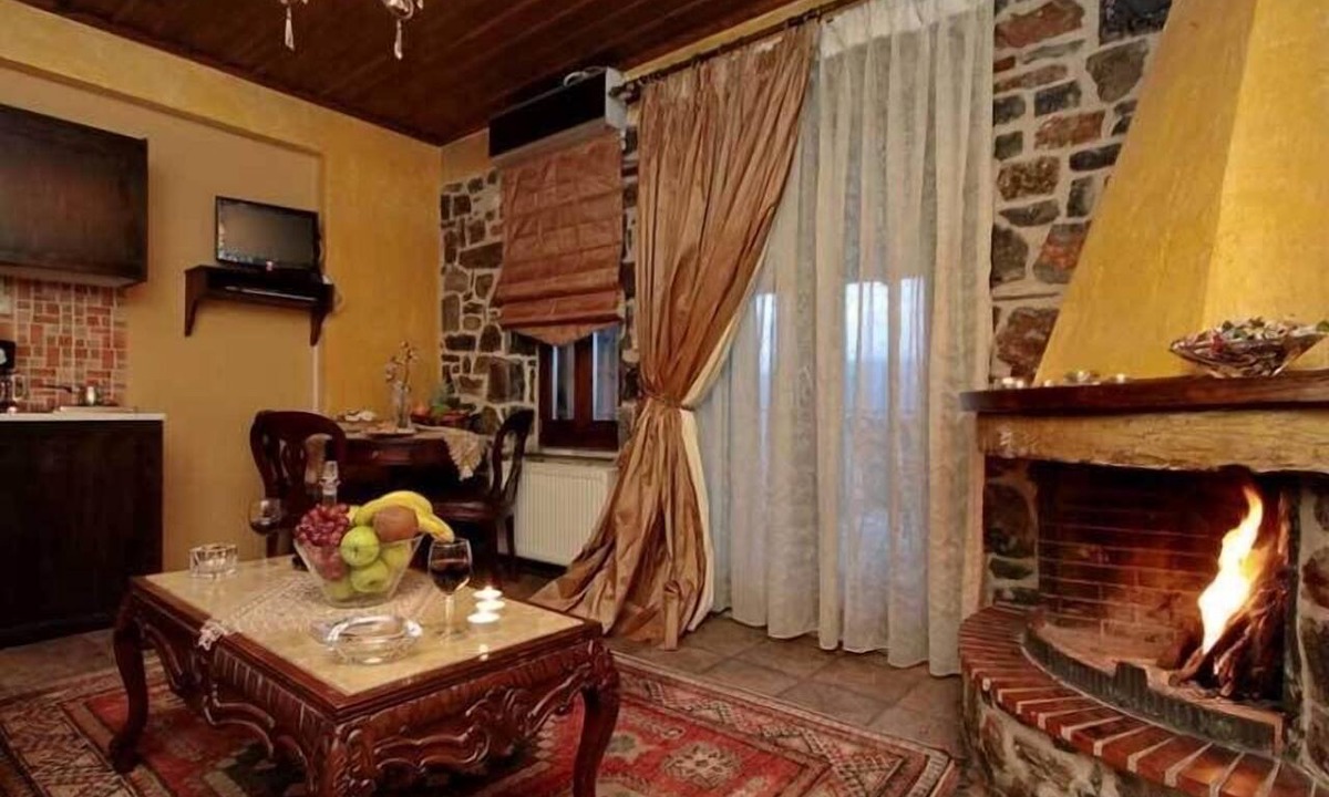 Levidi House | Menalia Villas & Suites