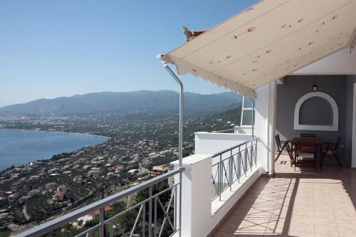 Diasella Apartment | Messinian SeaView Apartments A