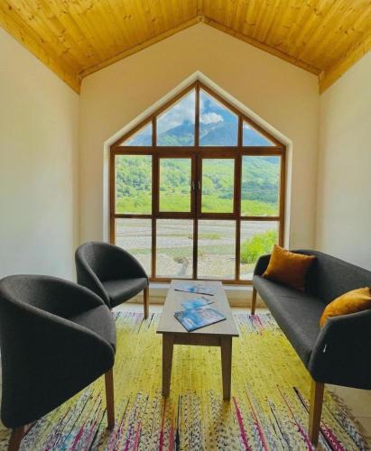 Okol Hotel | Mik Hotel Vermoshi