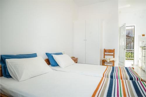 Argassi Apartment | Milena Studios