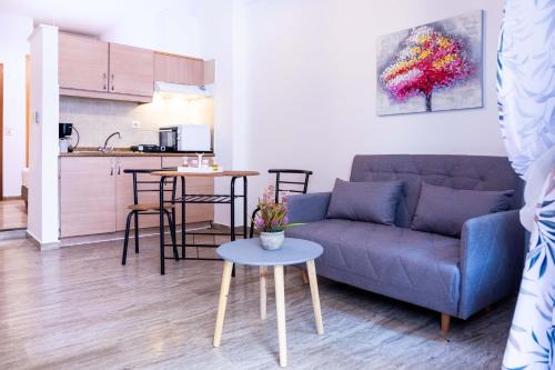 Heraklion Apartment | Minimal Apt near City Center