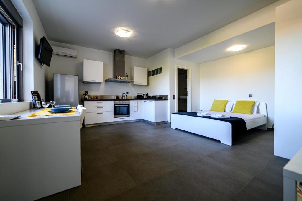Exostis Apartment | Minimal Studio in Nature, Exostis Nafplio