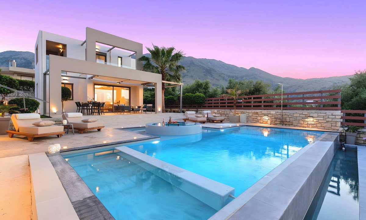Georgioupolis Villa | Minoas Villa Heated Pool 8 guests