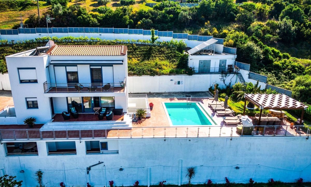 Skiathos House | mit Privatpool für 9 Personen ca. 200 m² in Pounta, Ägäis (Skiathos) by Interhome