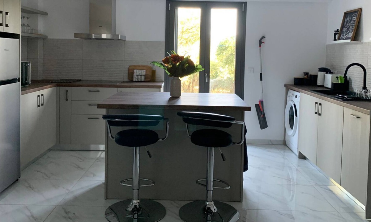 Vasilopoulo Apartment | Modern apartment in a small traditional village